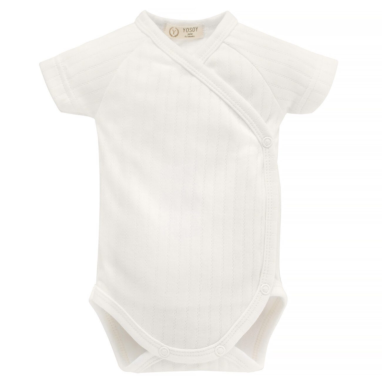 Białe body niemowlęce z krótkim rękawem i kopertowym zapięciem.