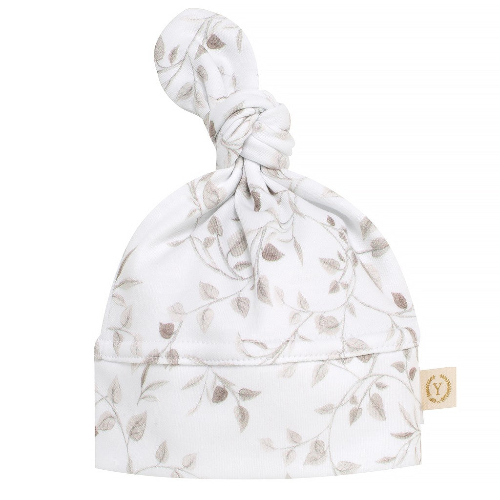 Baby hat with knot
