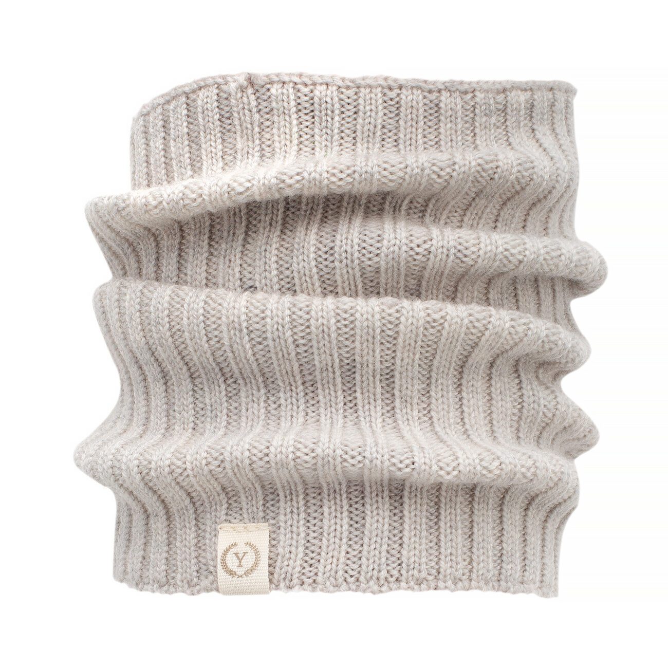 Beżowy kominek niemowlęcy z dzianiny w prążki