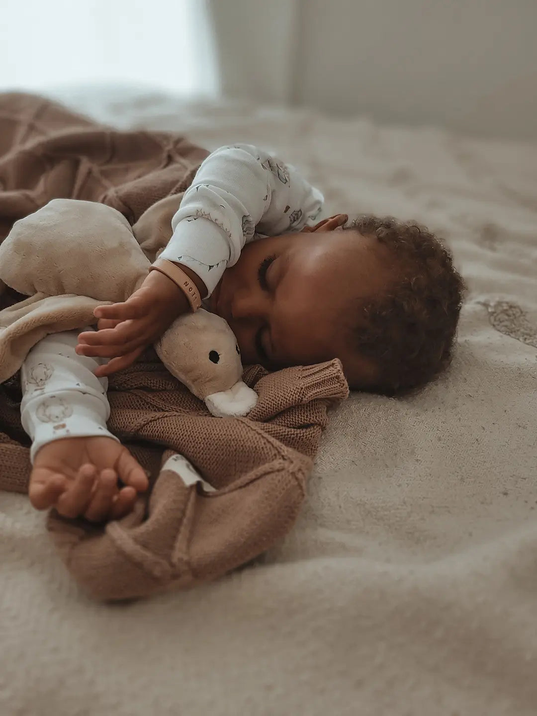 Goose cuddly toy