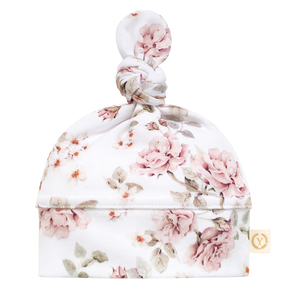 Baby hat with knot