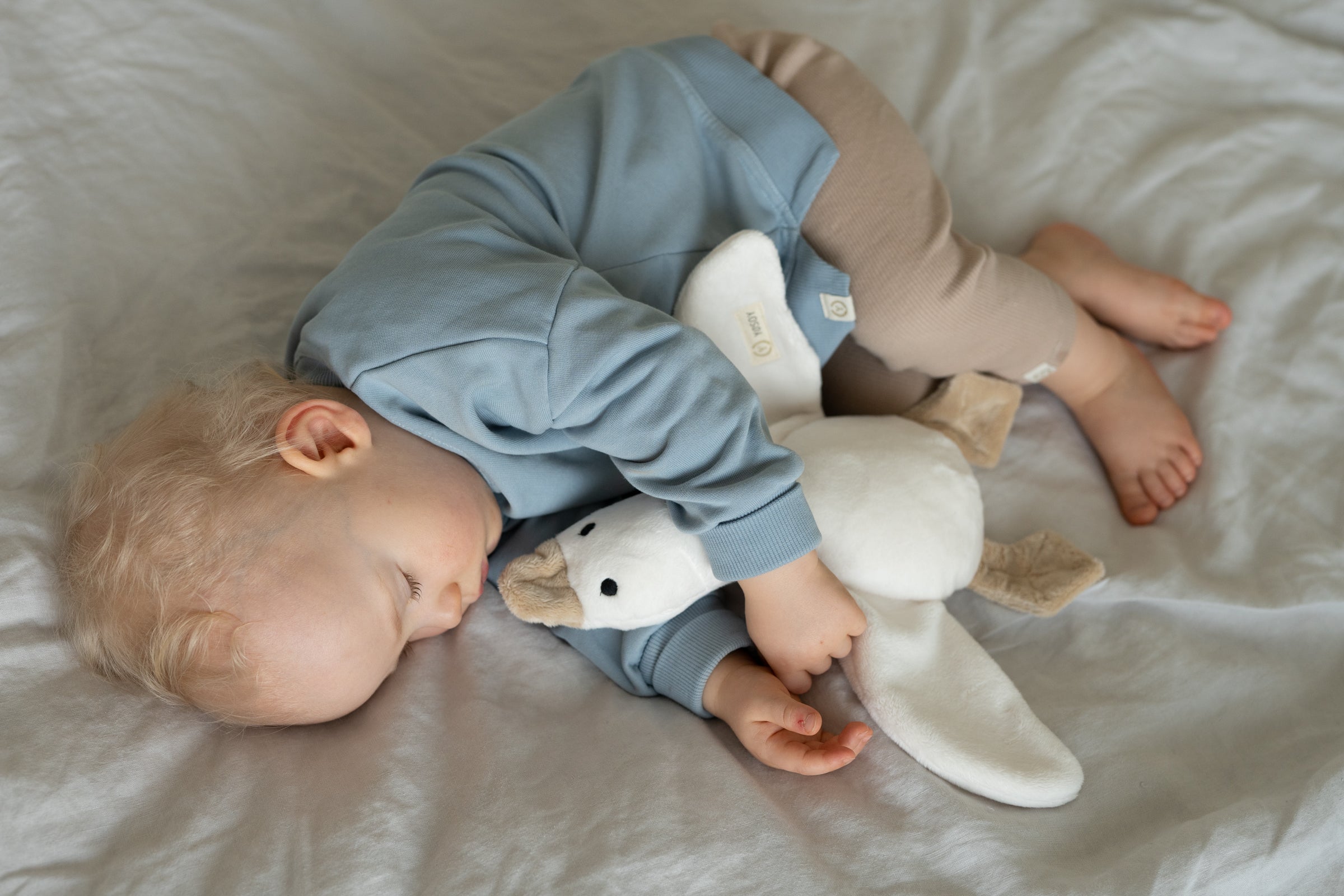Goose cuddly toy