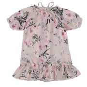 Sukienka dziecięca w kwiatowy wzór, z krótkim rękawem i falbanką na dole.
