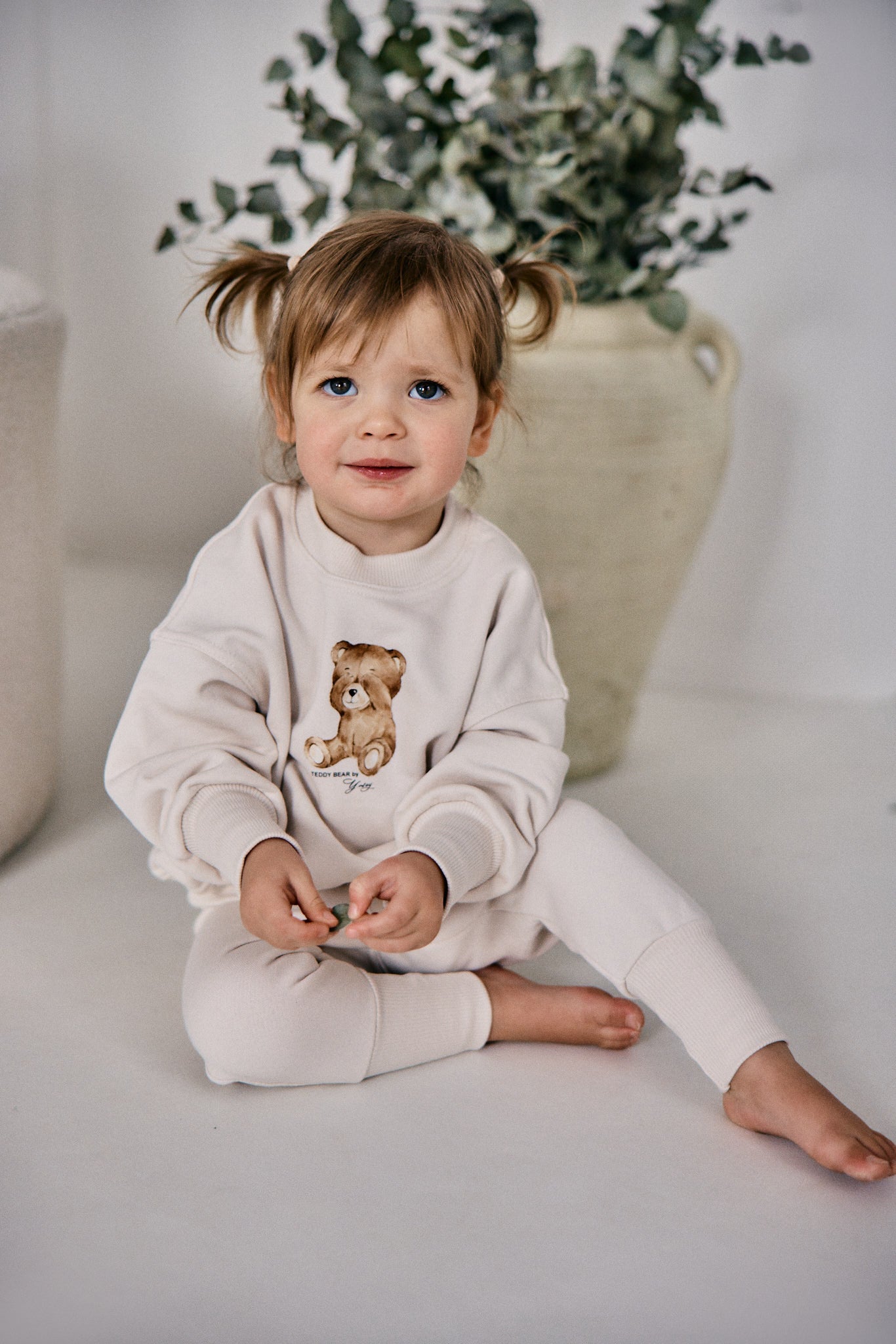 OHH! AVO Children's Sweatshirt